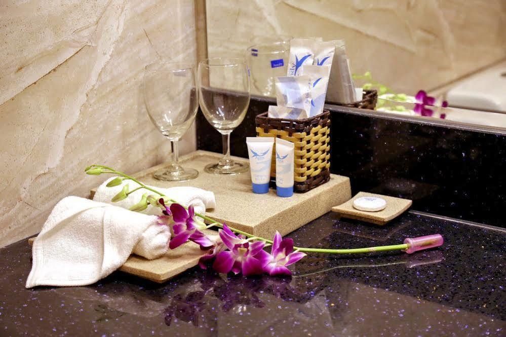 Apus Inn Nha Trang Buitenkant foto
